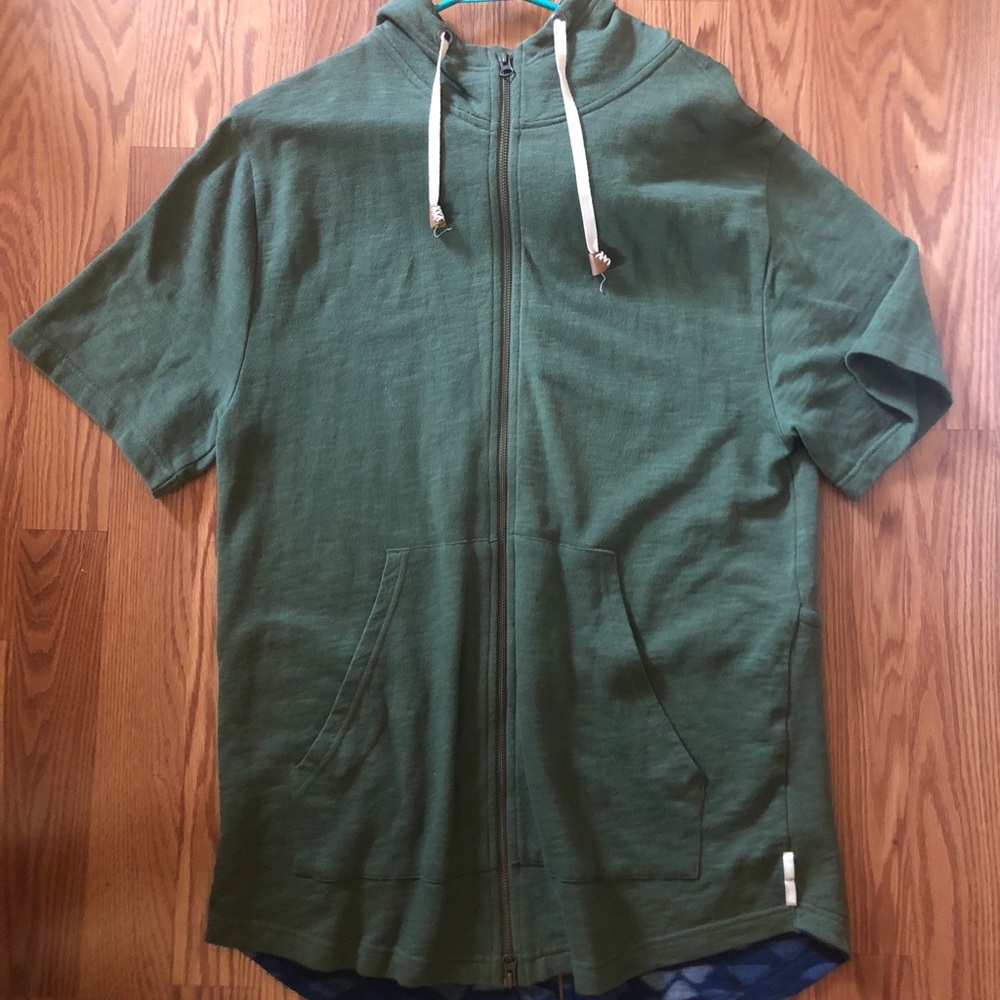 Rare men’s UO long short sleeve jacket